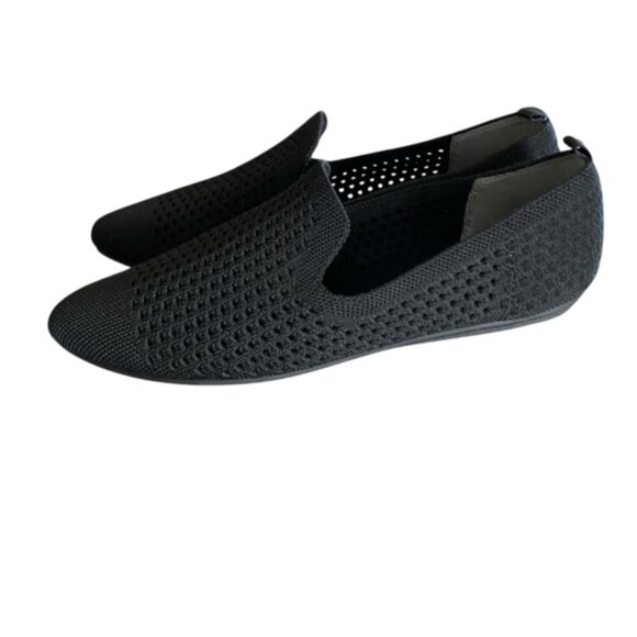 Vince Camuto Fabeau Slip-on Washable Knit Flats in Black 8 - Picture 1 of 6